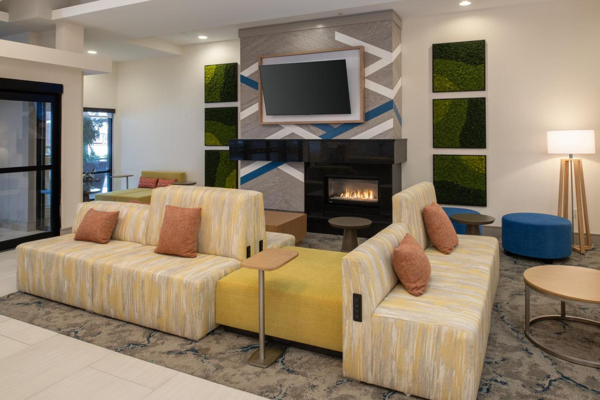 Hilton Garden Inn Tacoma Downtown מראה חיצוני תמונה